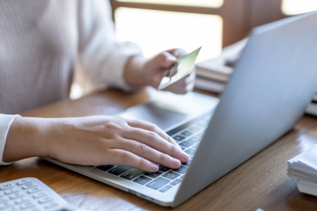 Woman online shopping.