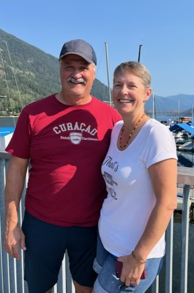 Bev and husband on vacation in Curacao in 2024.